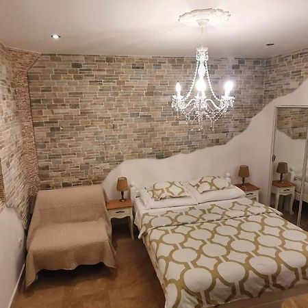 Split Studio A Priori Apartment Ngoại thất bức ảnh